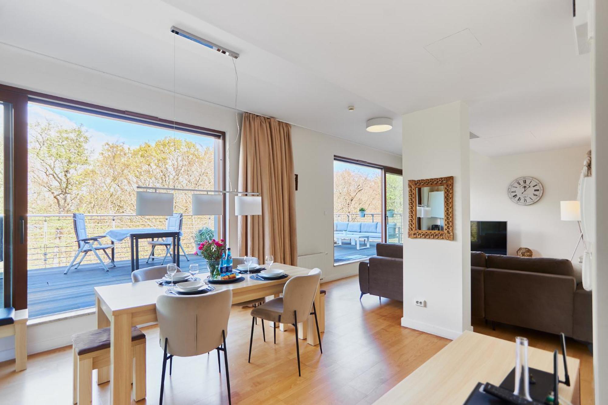 Golden Tulip Penthouse 53 *