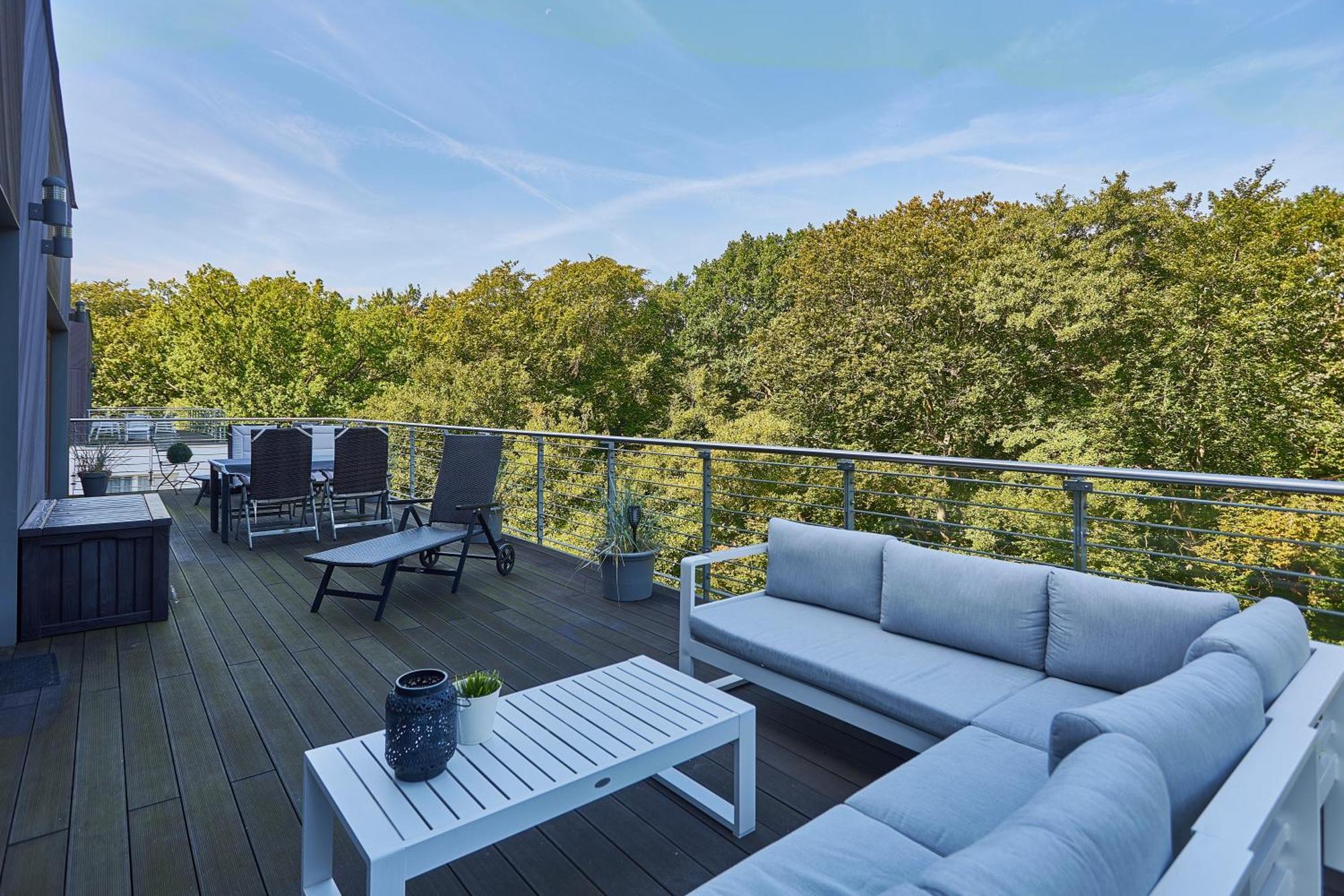 Golden Tulip Penthouse 53 Apartment *