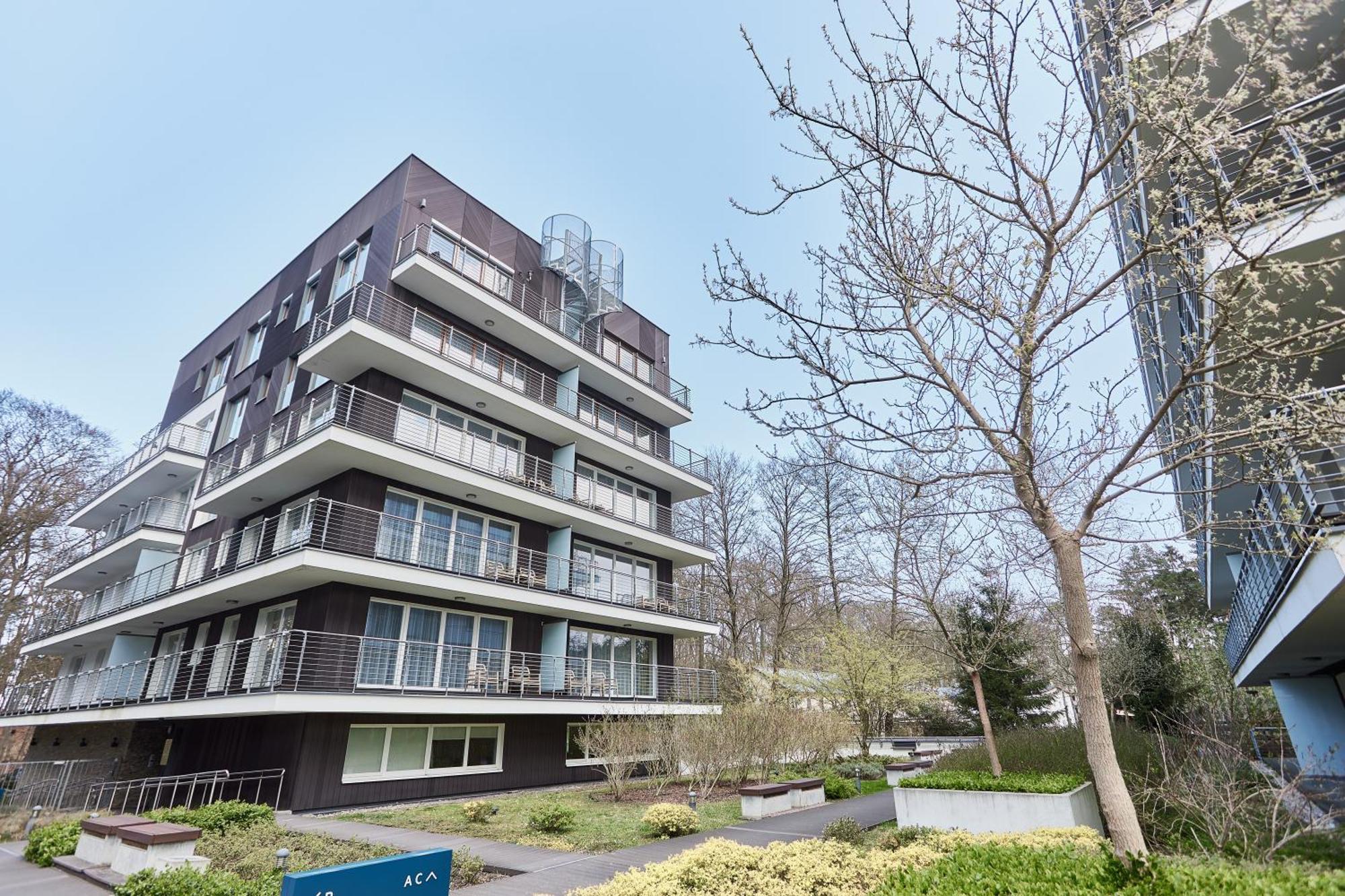 Golden Tulip Penthouse 53